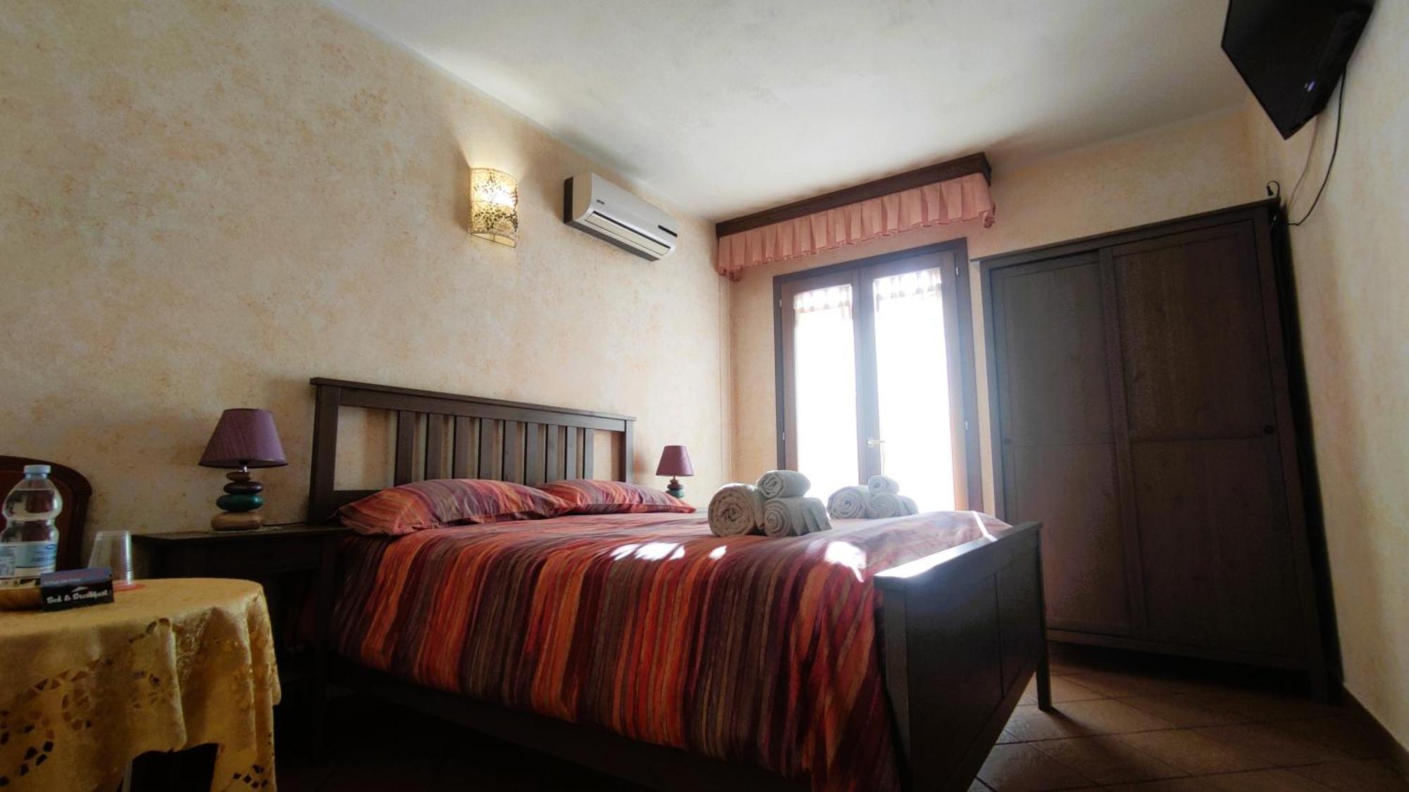 Grotta Delle Fate Bed & Breakfast Ossi Exterior foto